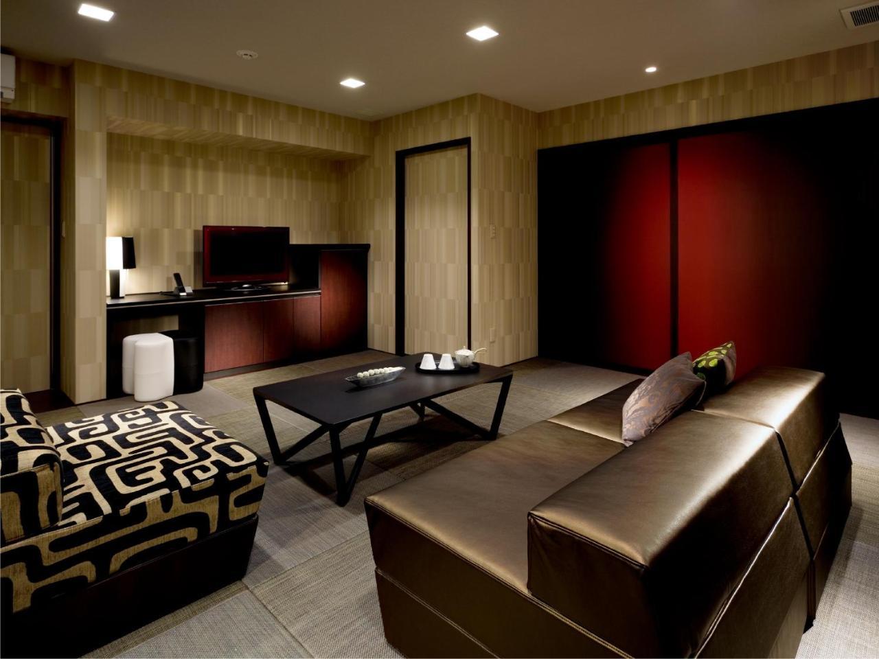 โรงแรม วิลเลจ 3*